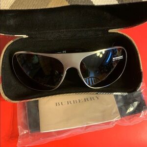 New Burberry Sunglasses B 3005 No Tags